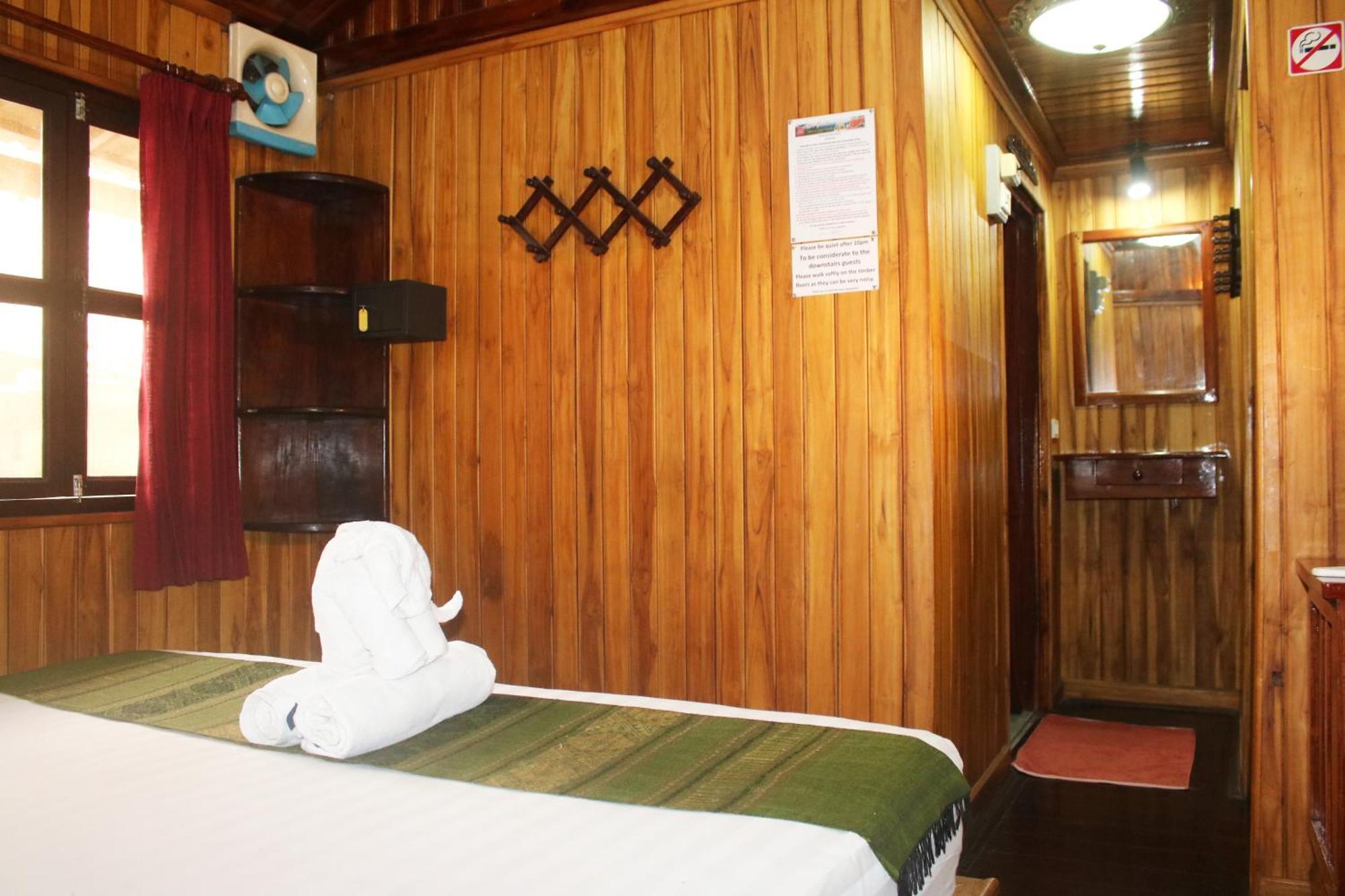 Apple Pensión Luang Prabang Habitación foto