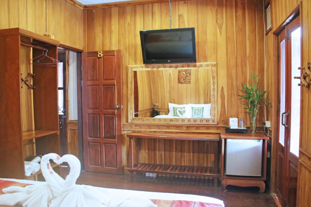 Apple Pensión Luang Prabang Exterior foto