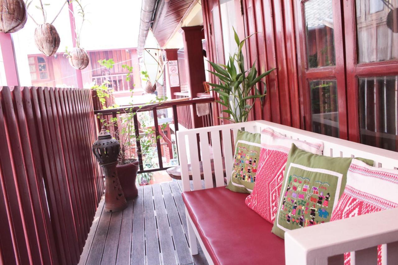 Apple Pensión Luang Prabang Exterior foto